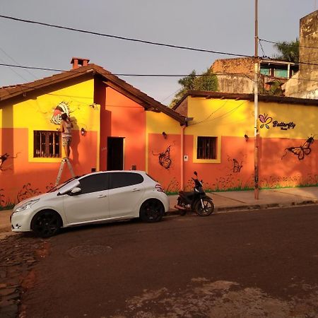 Butterfly Hostel Puerto Iguazú Exterior foto